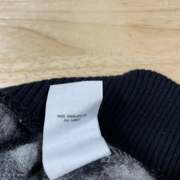 A.P.C. NWT Heidi Crewneck Embroidered Checked Brushed-Fleece Sweatshirt Size M - Picture 11 of 11